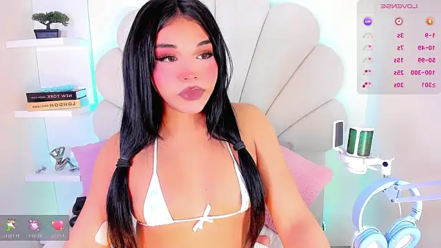 ValentinaMarinn 现场XXX聊天