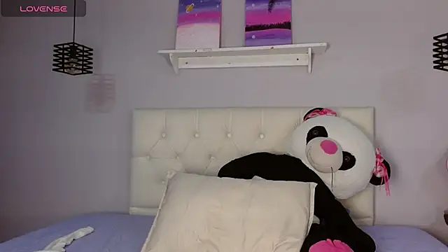 VelvetRosss' Live XXX Chat