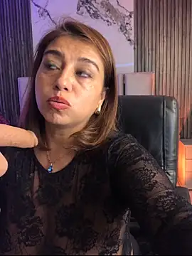 Chatroom XXX en direct de MrsFoucher