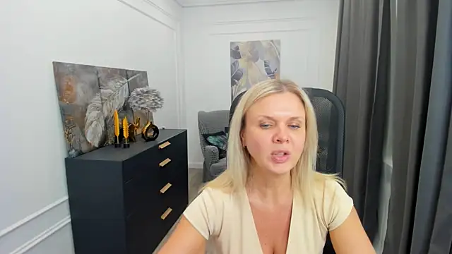 Chatroom XXX en direct de AgathaKlouin