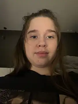 HornyGirlH Live XXX-chat