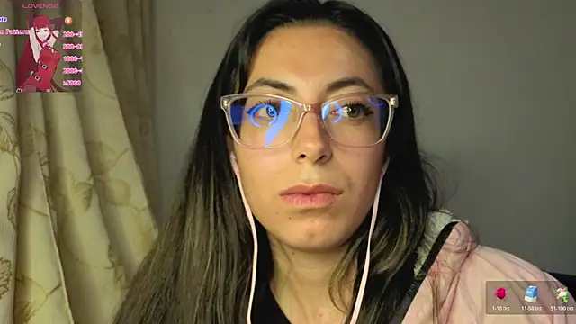 แชท XXX สดของ zylla_storn