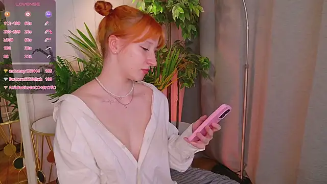 Hey_Lolly_ élő XXX-chatje