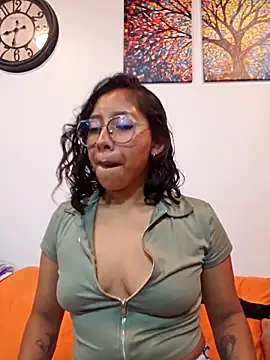 แชท XXX สดของ Camila_Lopez1