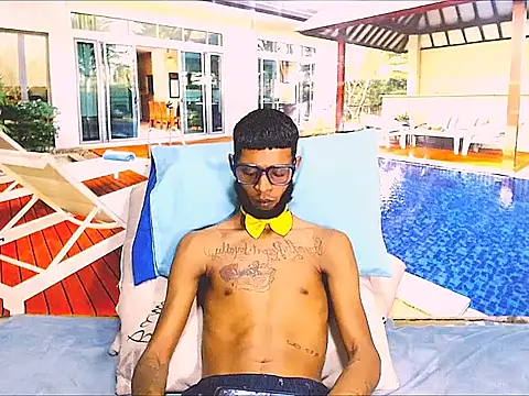 Chat XXX en directo de CharmingIndian1