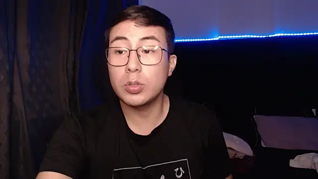 andrewmhilton_ Live XXX-Chat