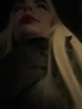 SelinaGalinsky6 Live XXX Chat