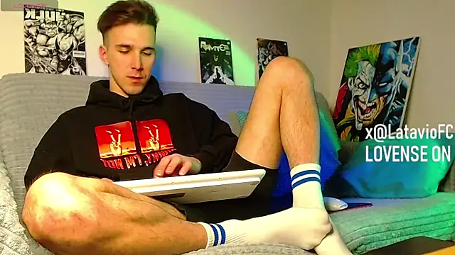 Midnighter_ 在線直播表演