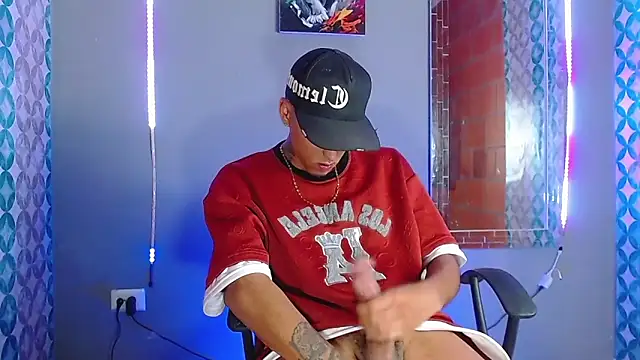 Chat +18 de Liam_lee ao vivo