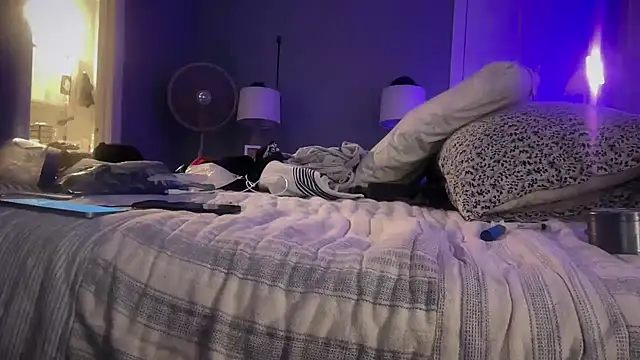 TrndSettr Chat XXX in diretta