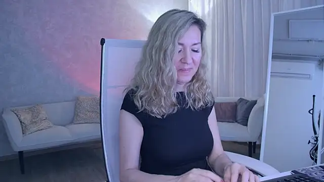 DonnaSmitth – Naživo XXX chat