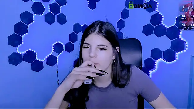 lizzie_boom_: онлайн-секс-чат