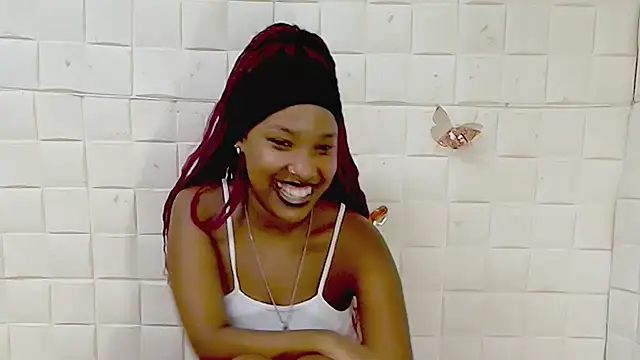 EroticSexyPrada Chat XXX in diretta