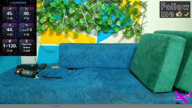 TUNENA_07 Adlı Modelin Canlı XXX Sohbeti