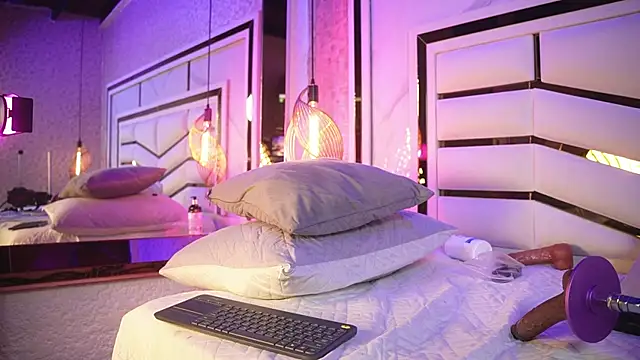 luciana_agudelo Adlı Modelin Canlı XXX Sohbeti