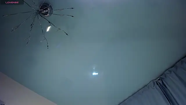 LisaColee Adlı Modelin Canlı XXX Sohbeti