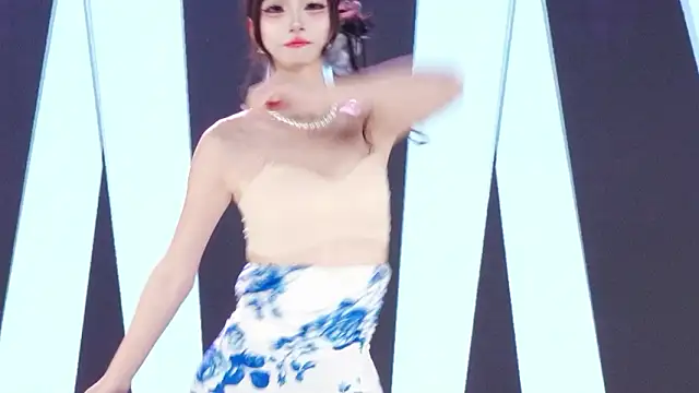 XXX chat uživo modela __AOA__