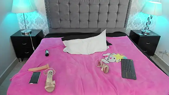 Pokazy przed kamerką – kitticam