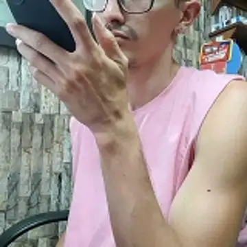 jhosuamoore Show in webcam