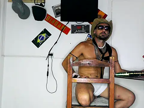 freddymdq100 Webcam Show