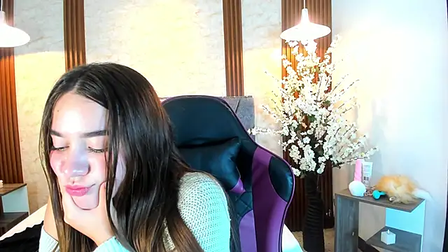 Chat +18 de Anissa_m_ ao vivo