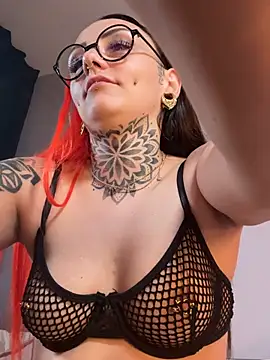 xxveraa_vibeのライブXXXチャット