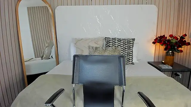 EmelyParker Live XXX Chat