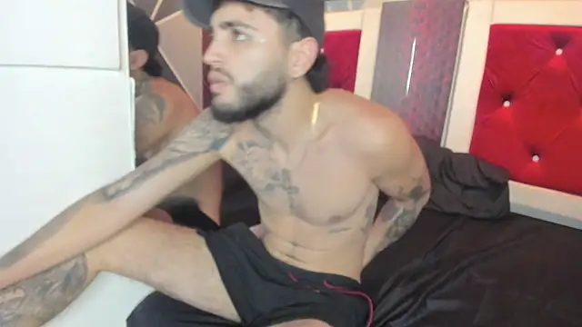 Czat XXX na żywo – RyanJaramillo