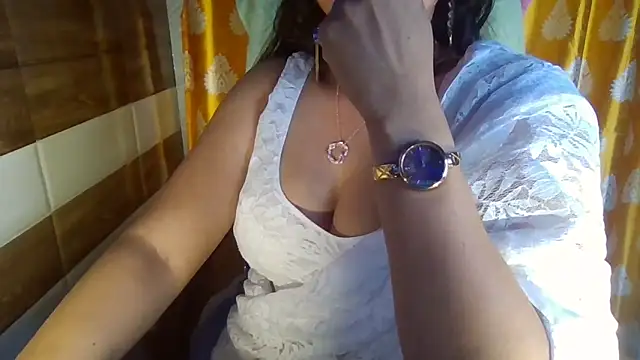 Yashika_Loves Pertunjukan Webcam