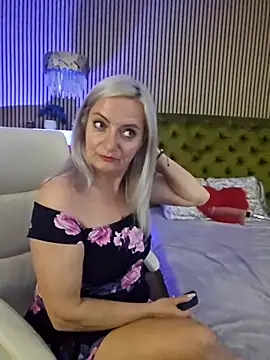 LadyTouch Live XXX-Chat