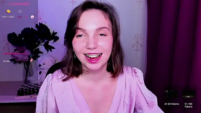 KindHazelHere_: απευθείας συνομιλία ΧΧΧ