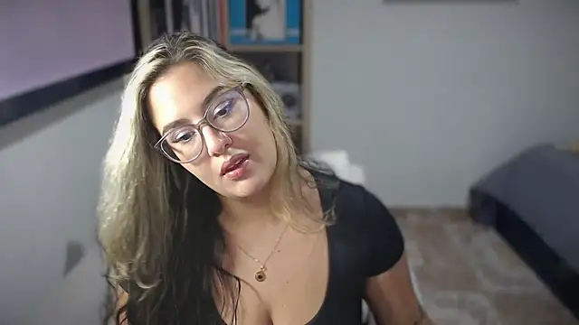 ZabathMiller Chat XXX in diretta