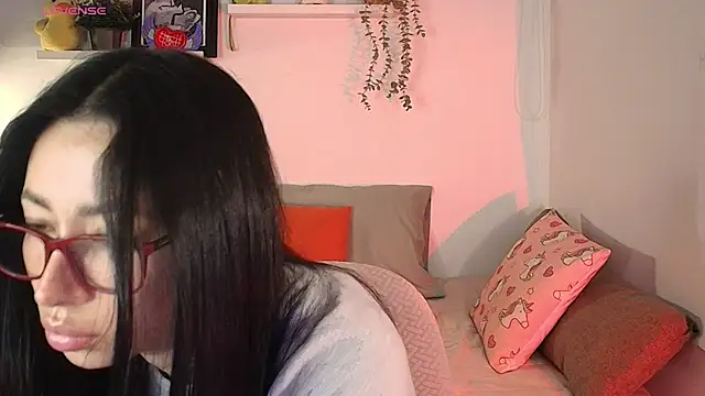 lilyy_evanss' Live XXX Chat