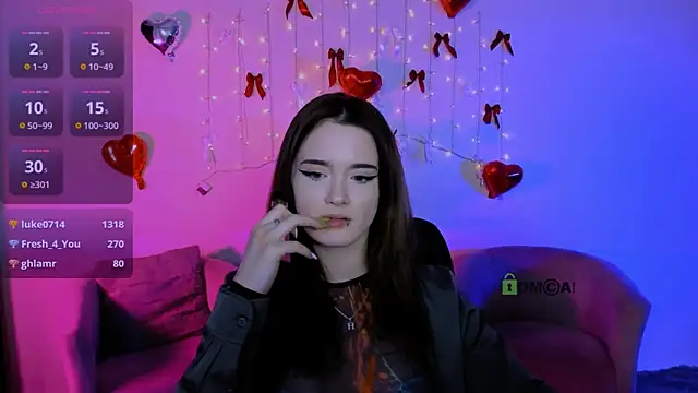 liana_kisses Adlı Modelin Canlı XXX Sohbeti