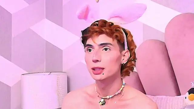 KylieMonnett webcam show