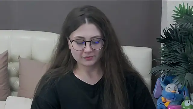 Chatroom XXX en direct de KellieMartin