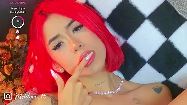 Živý XXX chat MelyTaylor_