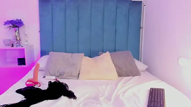 Živý XXX chat RosieCharm