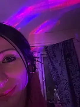 MissMidnightUK Webcamshow