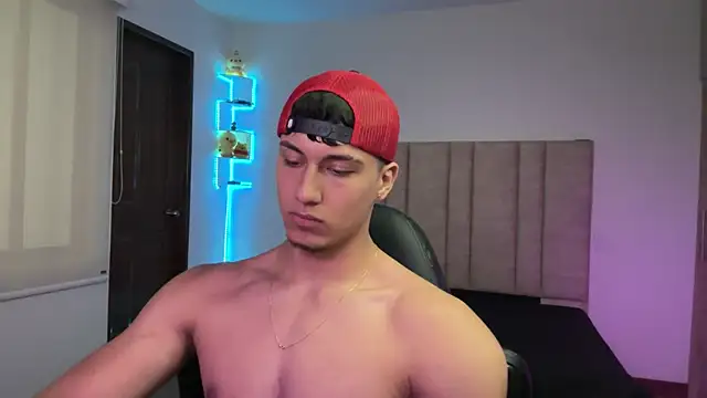 Czat XXX na żywo – CHRIS_MORGAN1