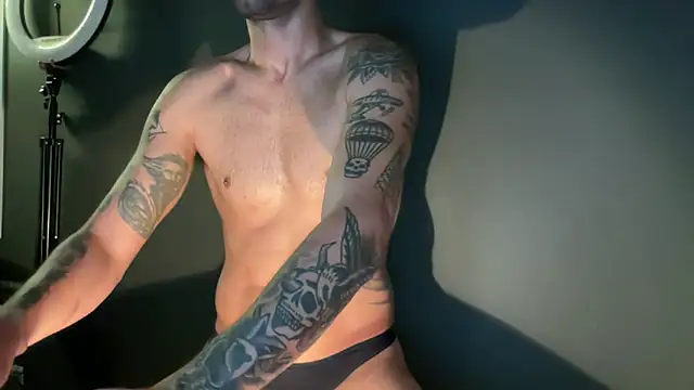 دردشة ZeusDelicious الجنسية المباشرة