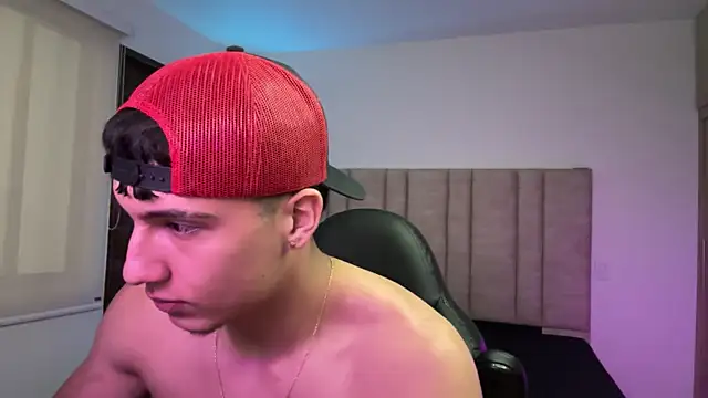 دردشة CHRIS_MORGAN1 الجنسية المباشرة