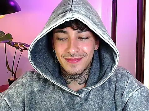 دردشة stevennavarro الجنسية المباشرة