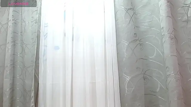 EvelinLee02 Chat XXX in diretta