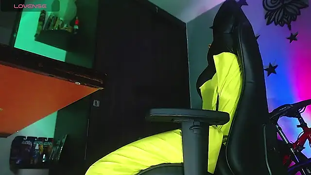 Chat +18 de justincs ao vivo