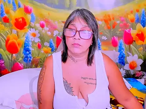 indianroxy Chat XXX in diretta