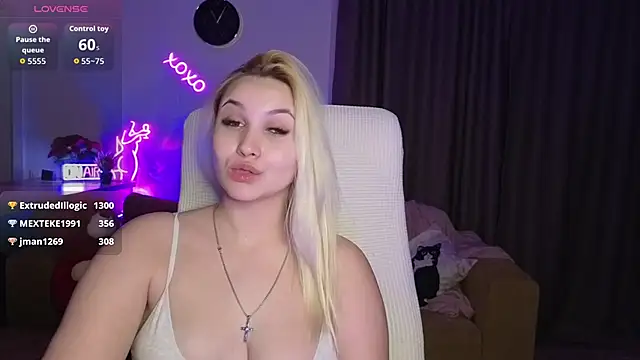 adrelaxinan Live XXX chat