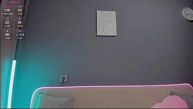 Malika_Lisan: онлайн-секс-чат