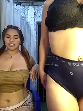 SexyFriends_n Live XXX chat