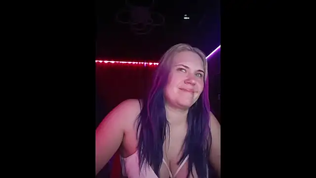 SweetTani1's Live XXX Chat